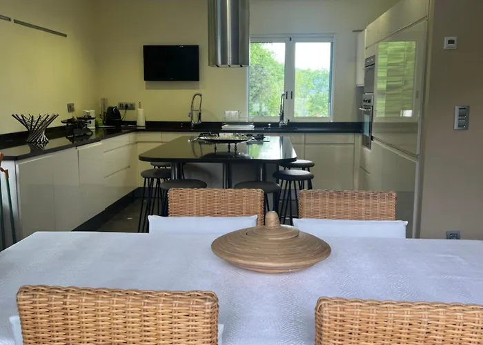 Belle Familiale 5 Pces Special Ete Villa Cannes